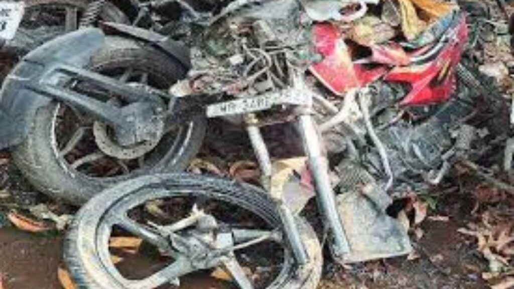 two wheeler scrap buyer